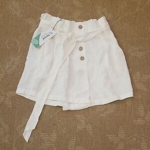 Love Tree NWT High Waist Paperbag Shorts White Button Front Belted Size S
